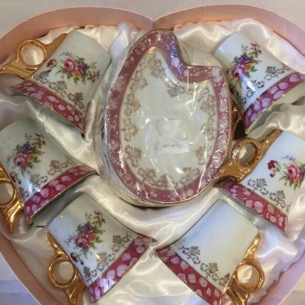 Imperial Porcelain  drink set 💝 stamped